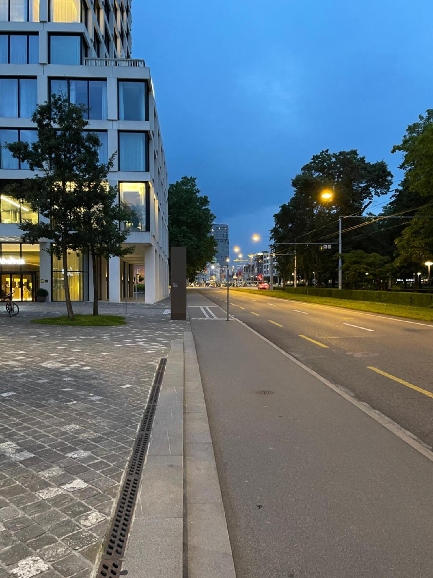 Center Basel 아파트 외부 사진